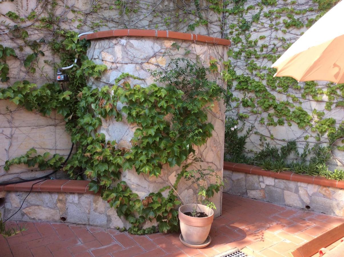 Tra Mare E Bosco Nella Splendida Quercianella Villa Kültér fotó