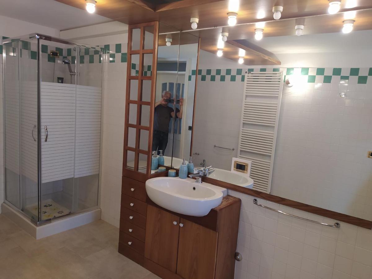 Tra Mare E Bosco Nella Splendida Quercianella Villa Kültér fotó